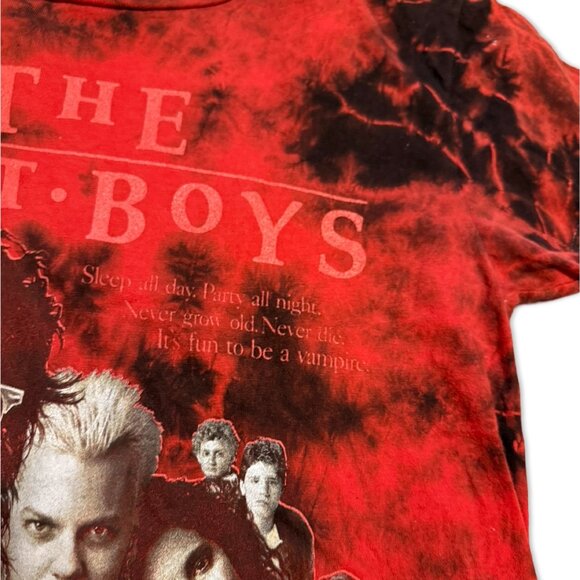 Retro Black and Red The Lost Boys - Vampire Movie Graphic T-Shirt - Size XS - Picture 5 of 8